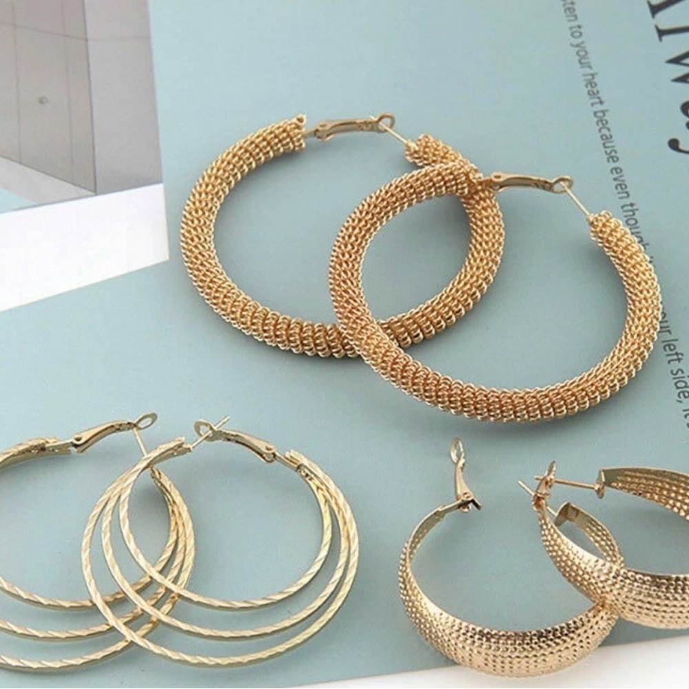 + Elegant Gold Hoop Earrings Set
